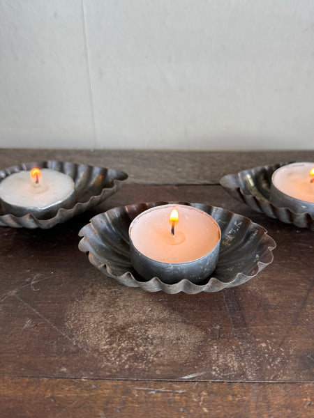 Set of 3 Vintage Tart Molds