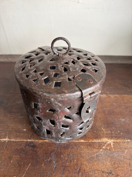 Metal Jali Lantern