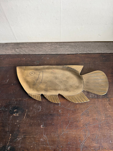 Antique Finished Fish Shaped Tray