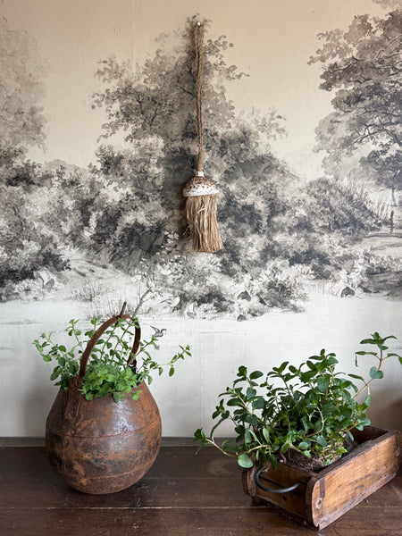 The Raffia Lupina Tassel - Natural