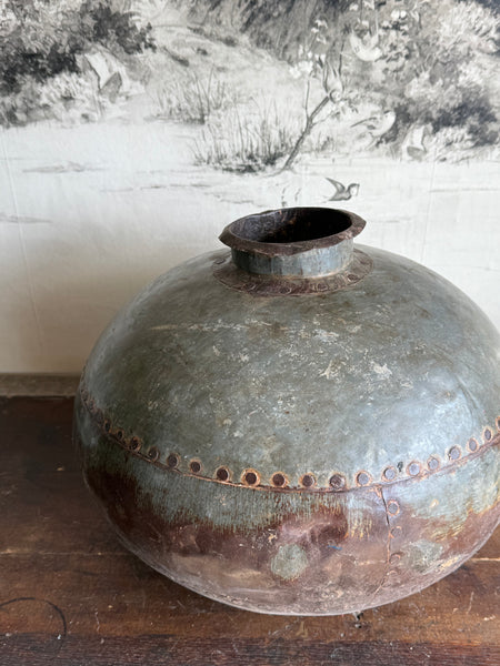 Nagori Water Pot