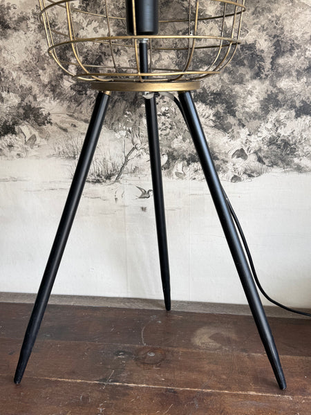 Black & Gold Metal Table Lamp